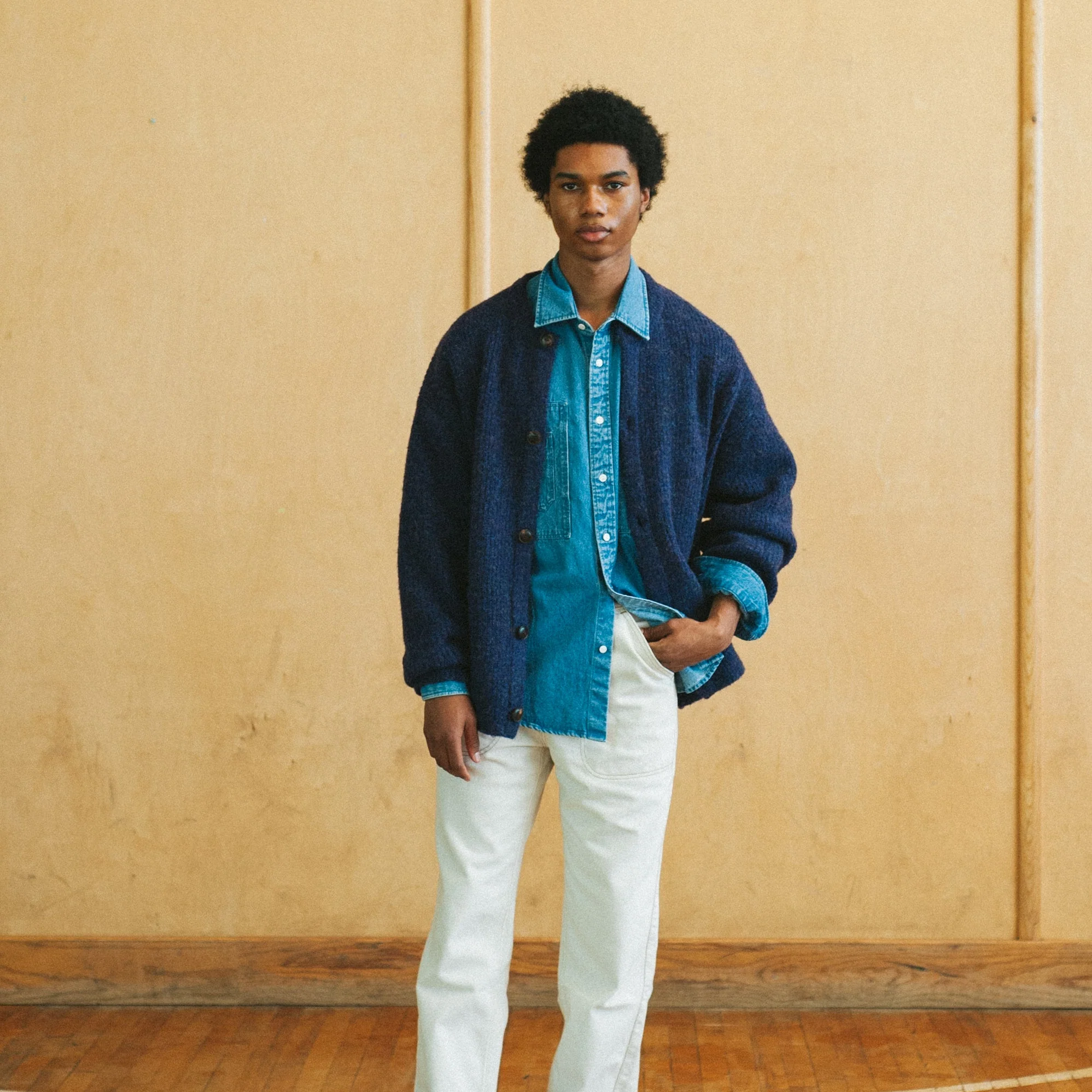 BLEACHED DENIM UTILITY SHIRT - MID BLUE - Image 4