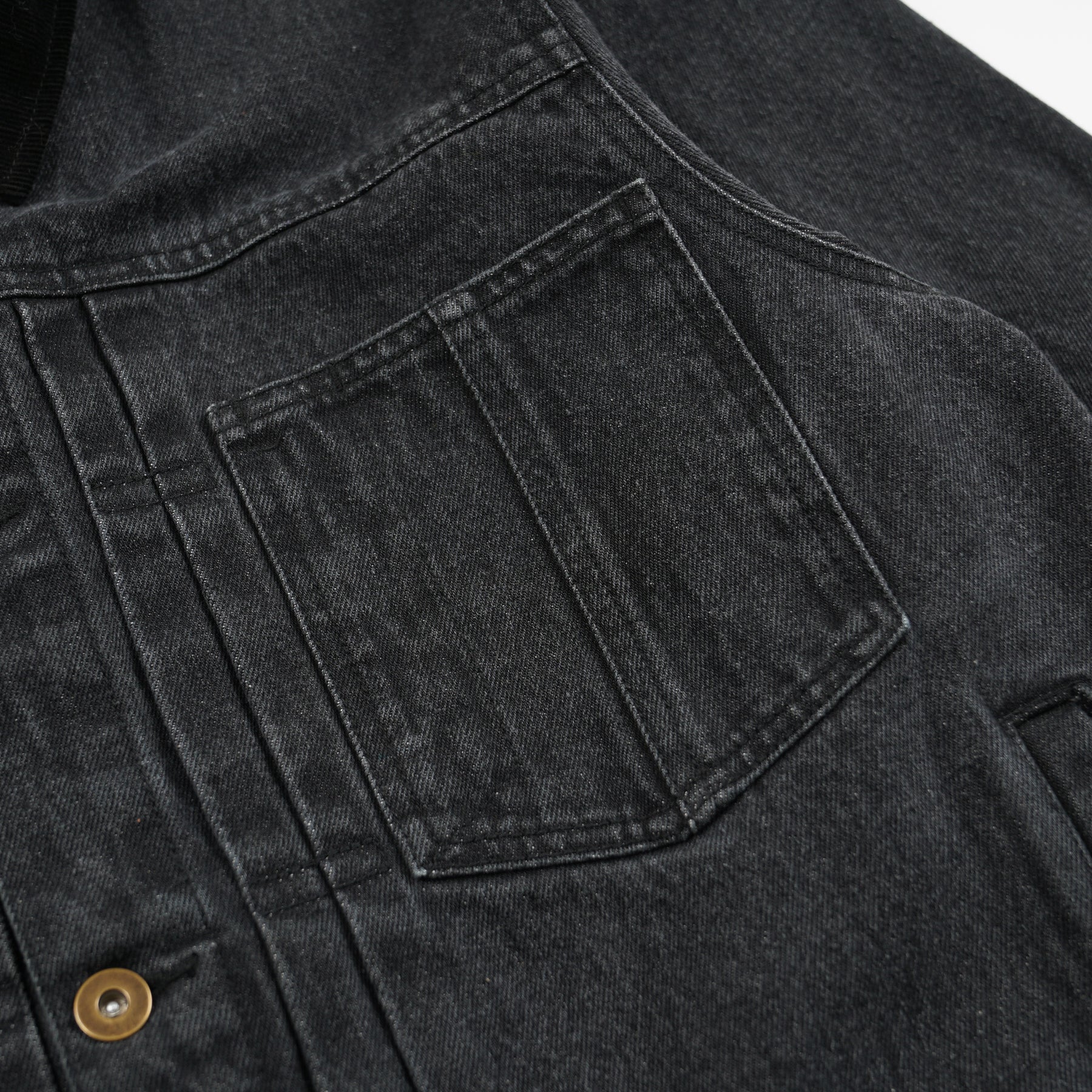 WASHED DENIM TRUCKER JACKET - BLACK - Image 5