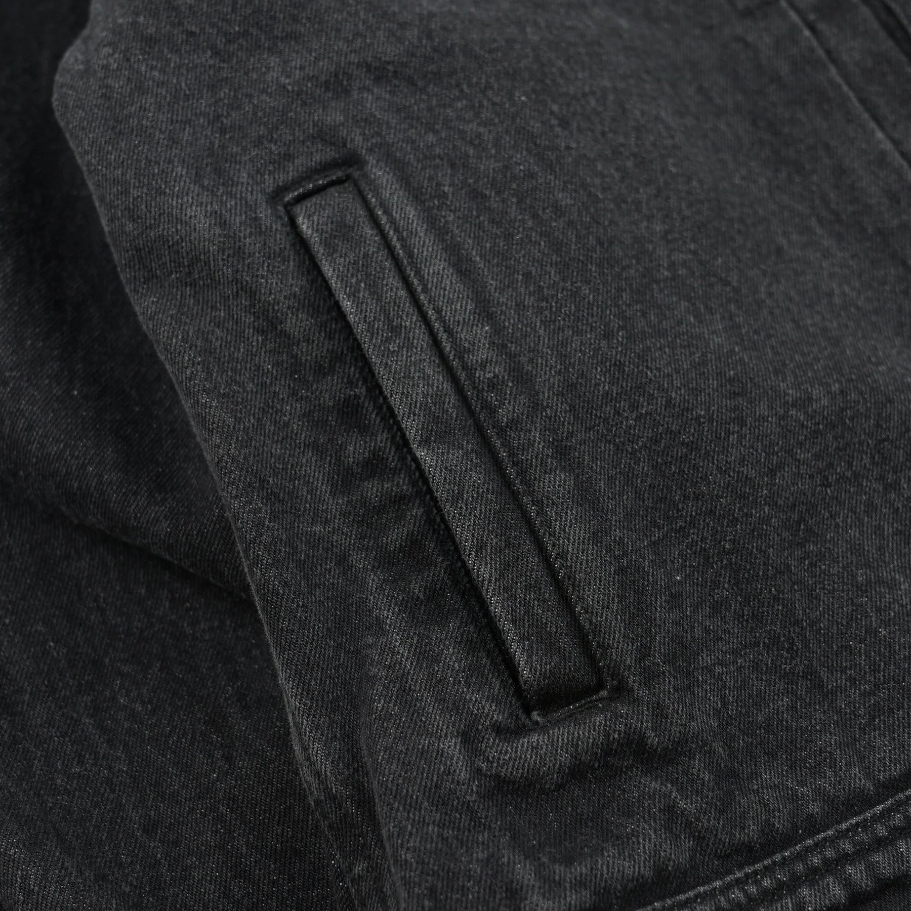 WASHED DENIM TRUCKER JACKET - BLACK - Image 6
