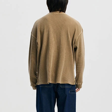 PIGMENT DYEING WAFFLE LS T-SHIRT - TAN - Image 9