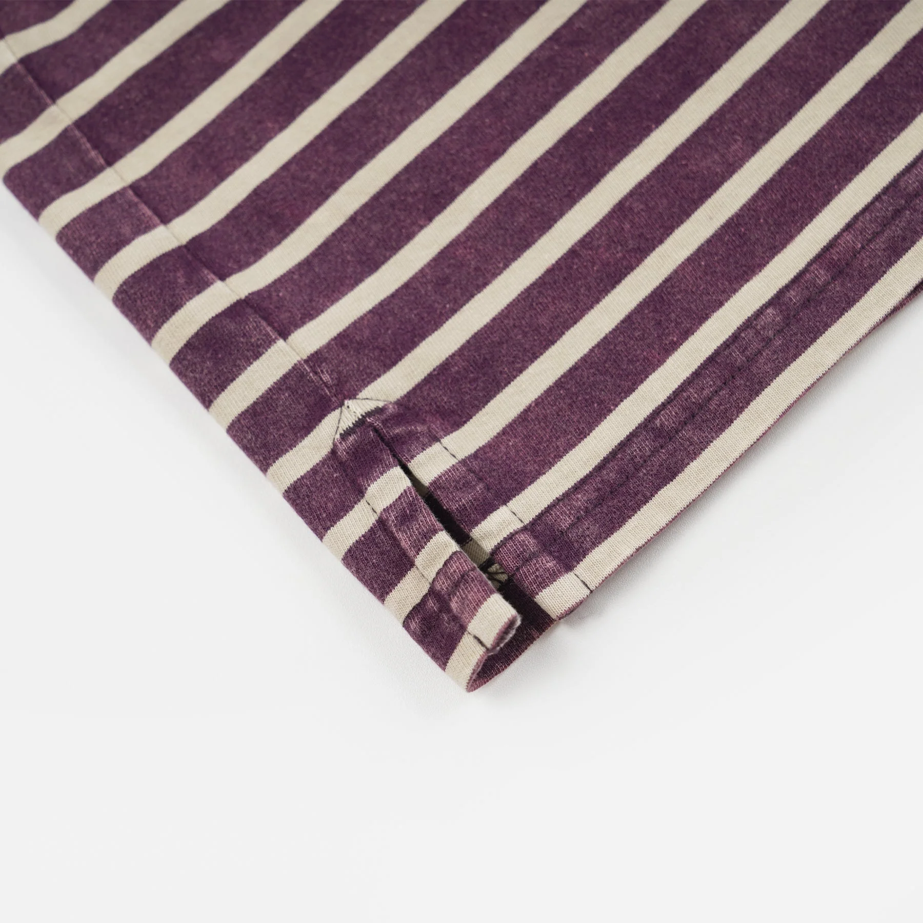 VINTAGE FADED STRIPE HALF T-SHIRT - PURPLE - Image 4