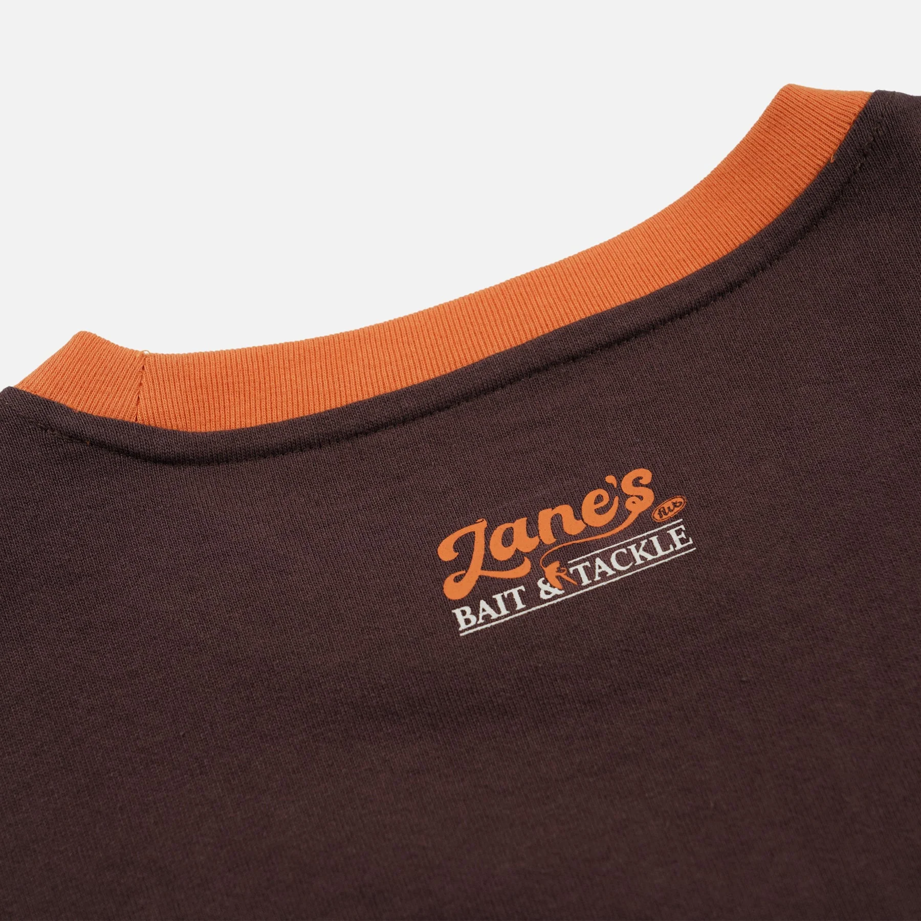 ZANE'S BAIT & TACKLE RINGER T-SHIRT - BROWN - Image 6