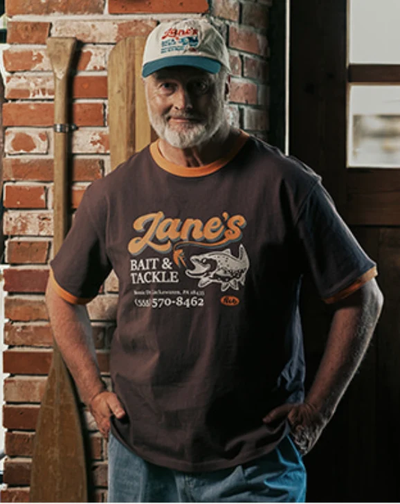 ZANE'S BAIT & TACKLE RINGER T-SHIRT - BROWN - Image 7