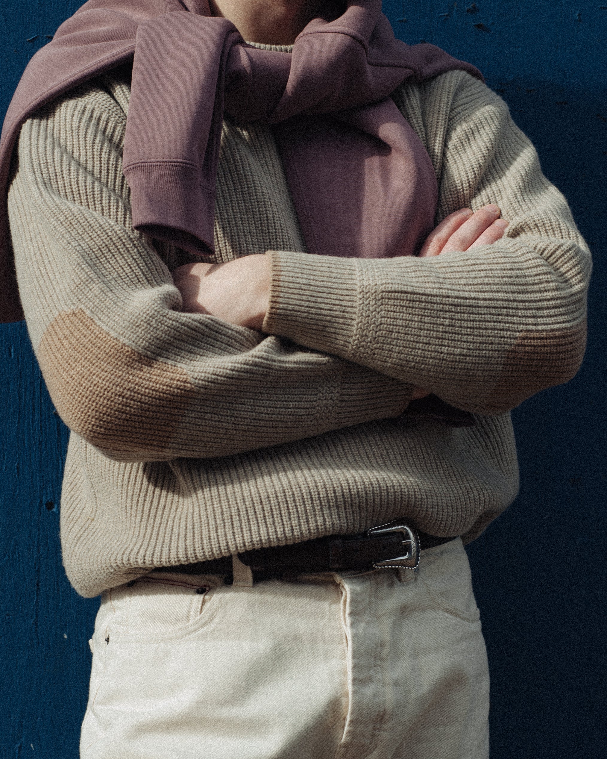 PATCH ROUND PULLOVER KNIT - OATMEAL - Image 6